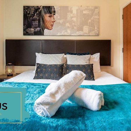 Haus City Centre Apartment - Arcadian -Balcony - Secure Parking - Wifi-Smart Tv - China Town -Top Rated Birmingham Extérieur photo