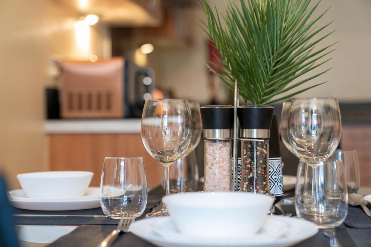 Haus City Centre Apartment - Arcadian -Balcony - Secure Parking - Wifi-Smart Tv - China Town -Top Rated Birmingham Extérieur photo