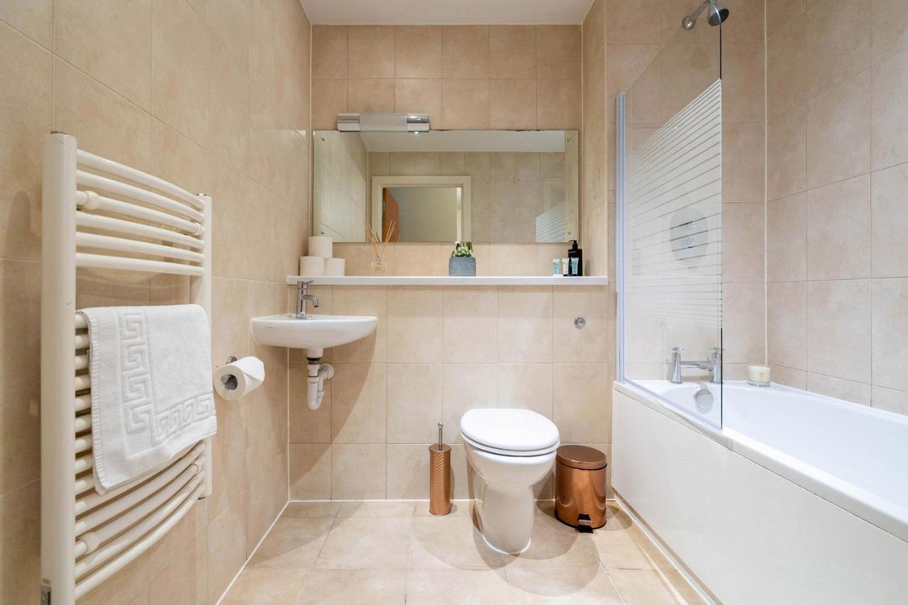 Haus City Centre Apartment - Arcadian -Balcony - Secure Parking - Wifi-Smart Tv - China Town -Top Rated Birmingham Extérieur photo